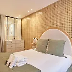 Charming Flat In The Heart Of Apartmán