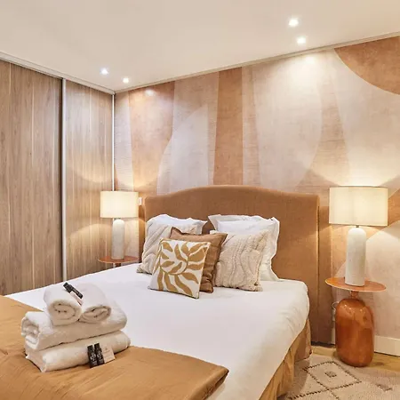 Charming Flat In The Heart Of Apartment *