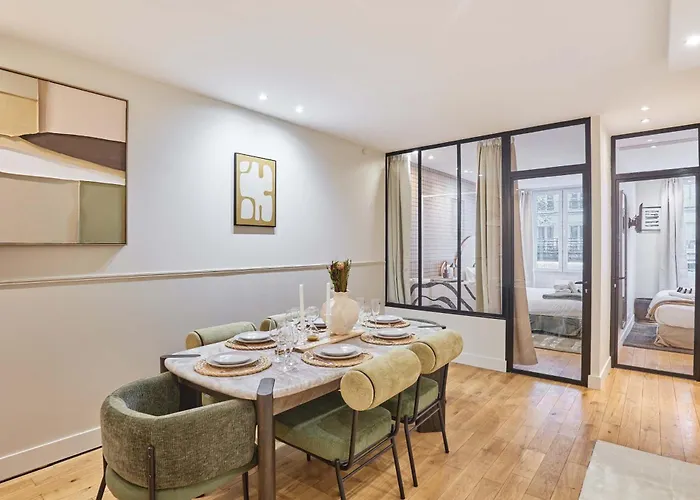Charming Flat In The Heart Of 公寓